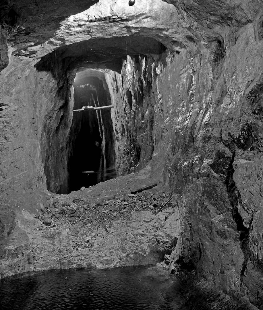 Flooded stopes Long Rake 1991